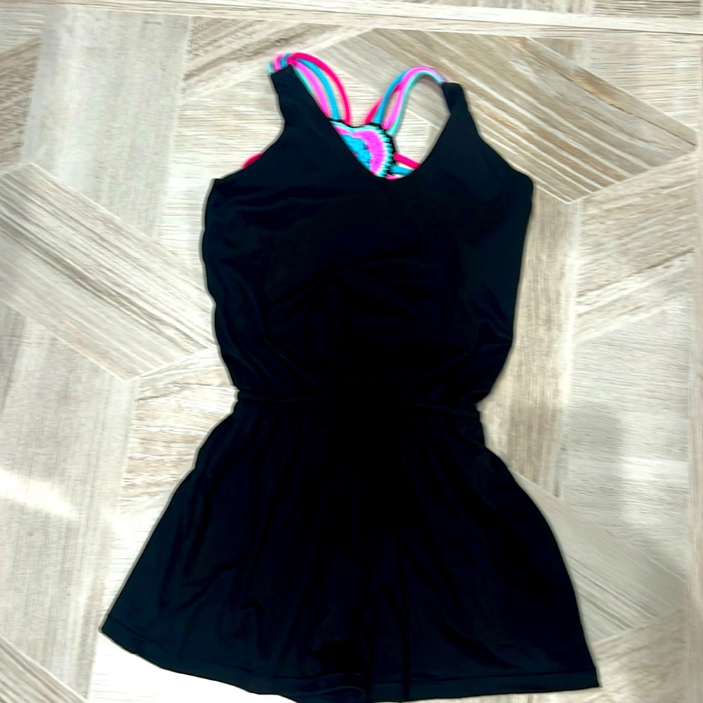 Little peixito  girls size small (6-8) EUC